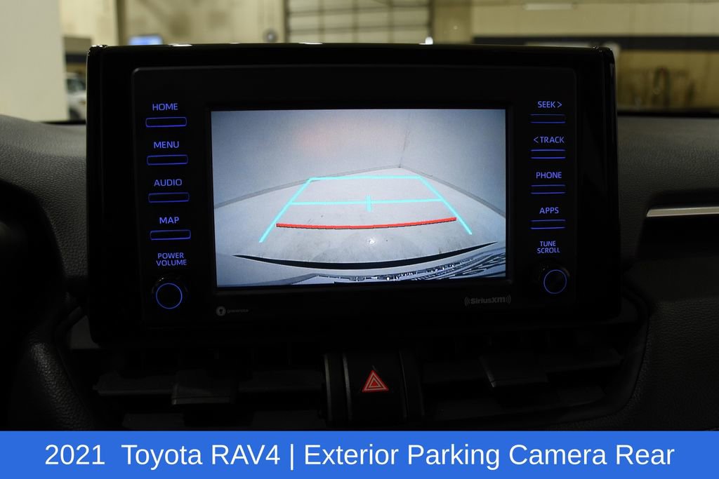 Used 2021 Toyota RAV4 XLE w/ Convenience Package AWD/4WD image 18