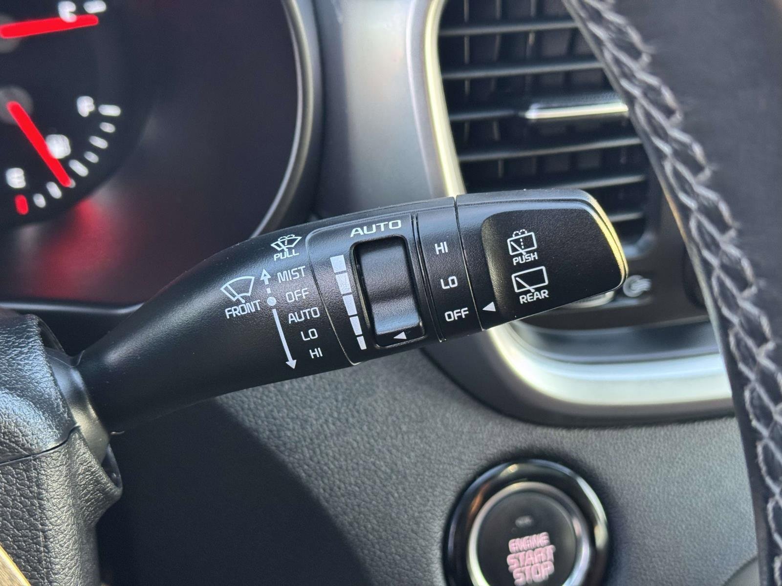 Used 2019 Kia Sorento SX image 21