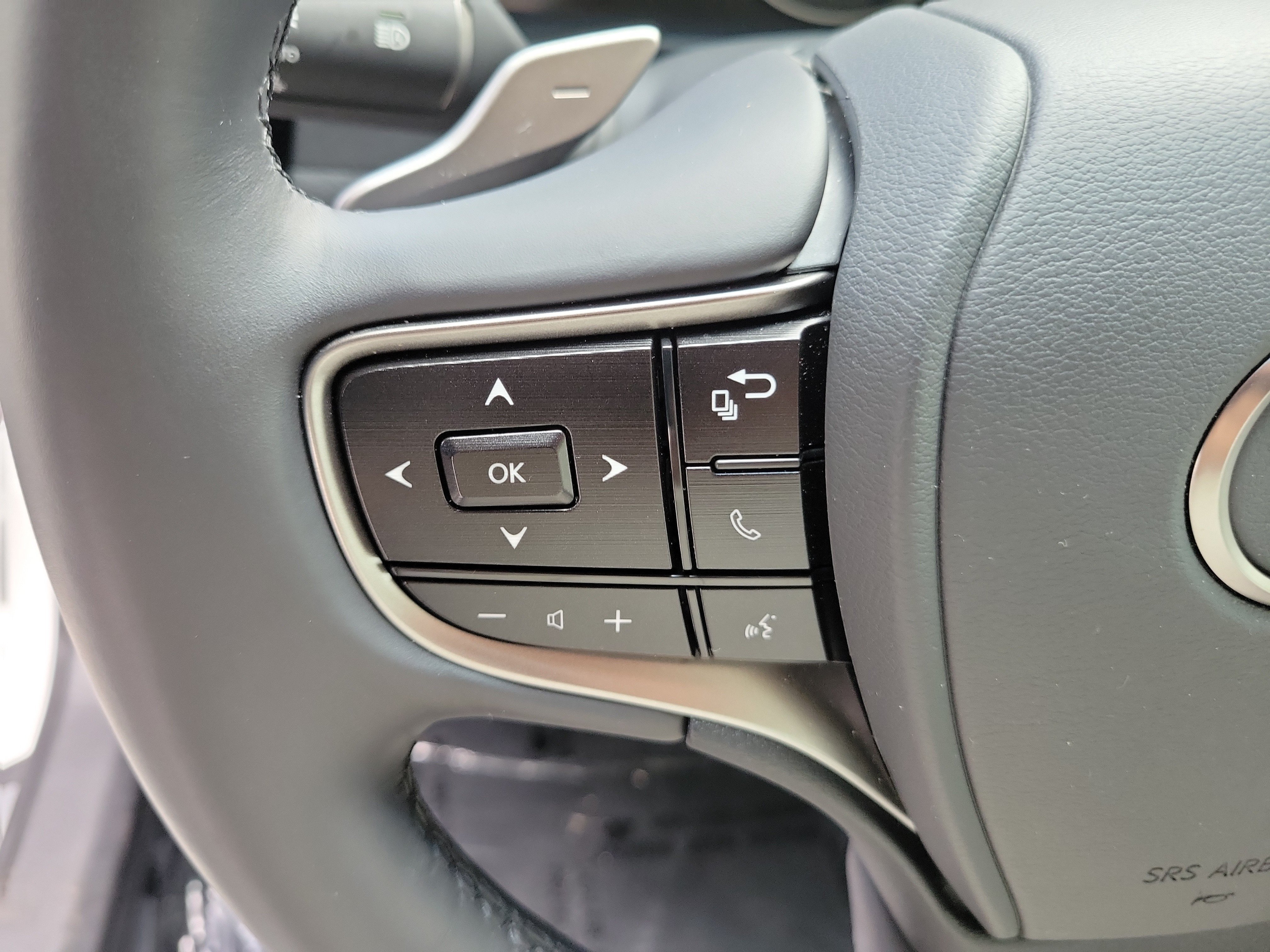 Used 2025 Lexus ES 350 w/ Premium Package FWD image 24