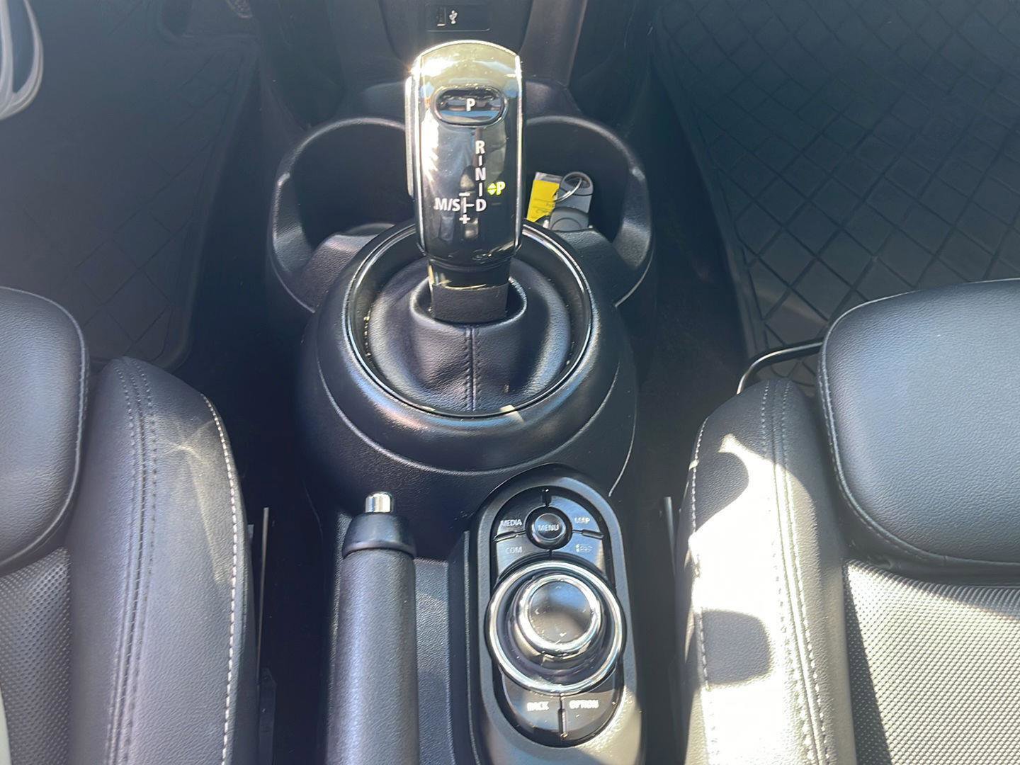 Used 2023 MINI Cooper S w/ Premium Package FWD image 18
