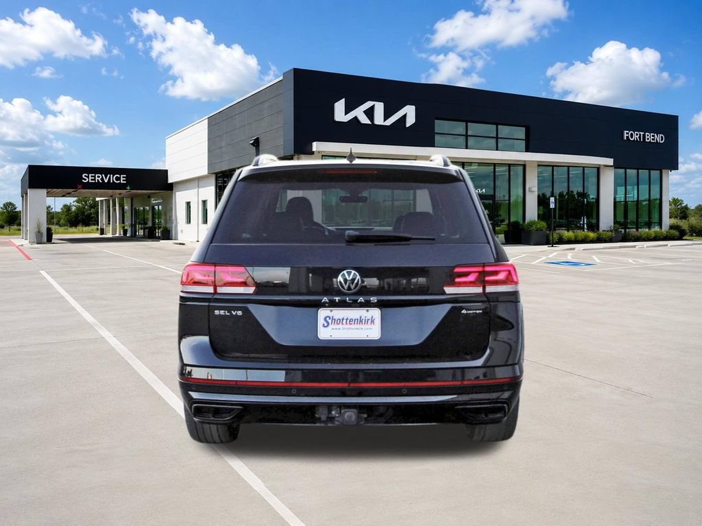 Used 2023 Volkswagen Atlas SEL R-Line AWD/4WD image 6