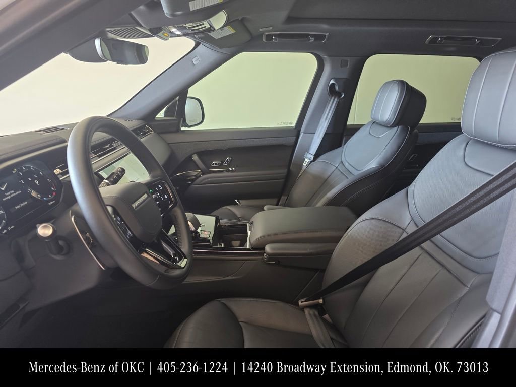 Used 2025 Land Rover Range Rover Sport Dynamic SE image 15