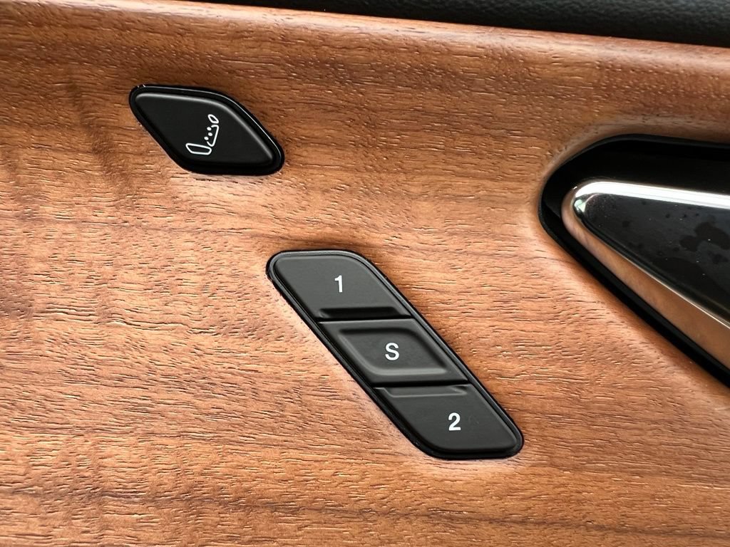 New 2027 Jeep Grand Cherokee Summit AWD/4WD image 17