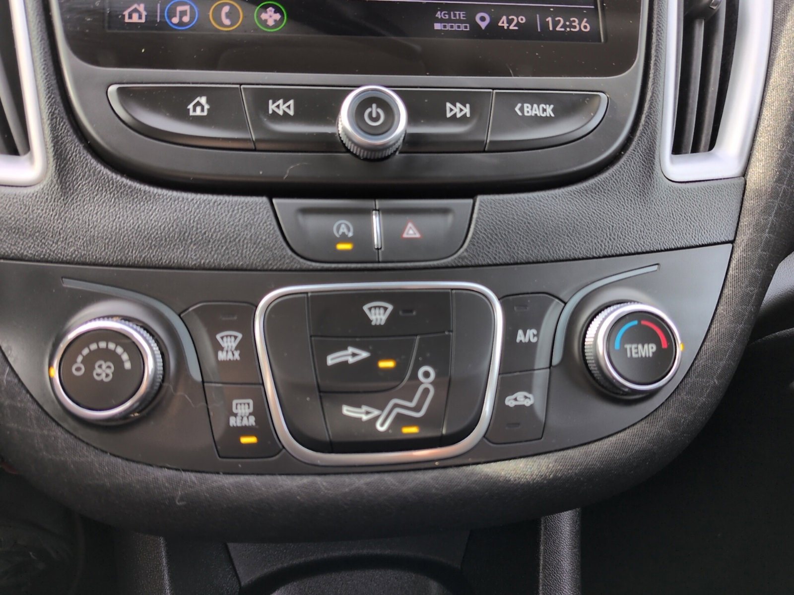 Used 2024 Chevrolet Malibu LS image 22