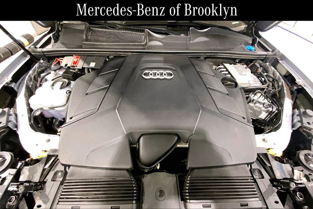 Used 2022 Audi Q7 3.0T Prestige AWD/4WD image 30