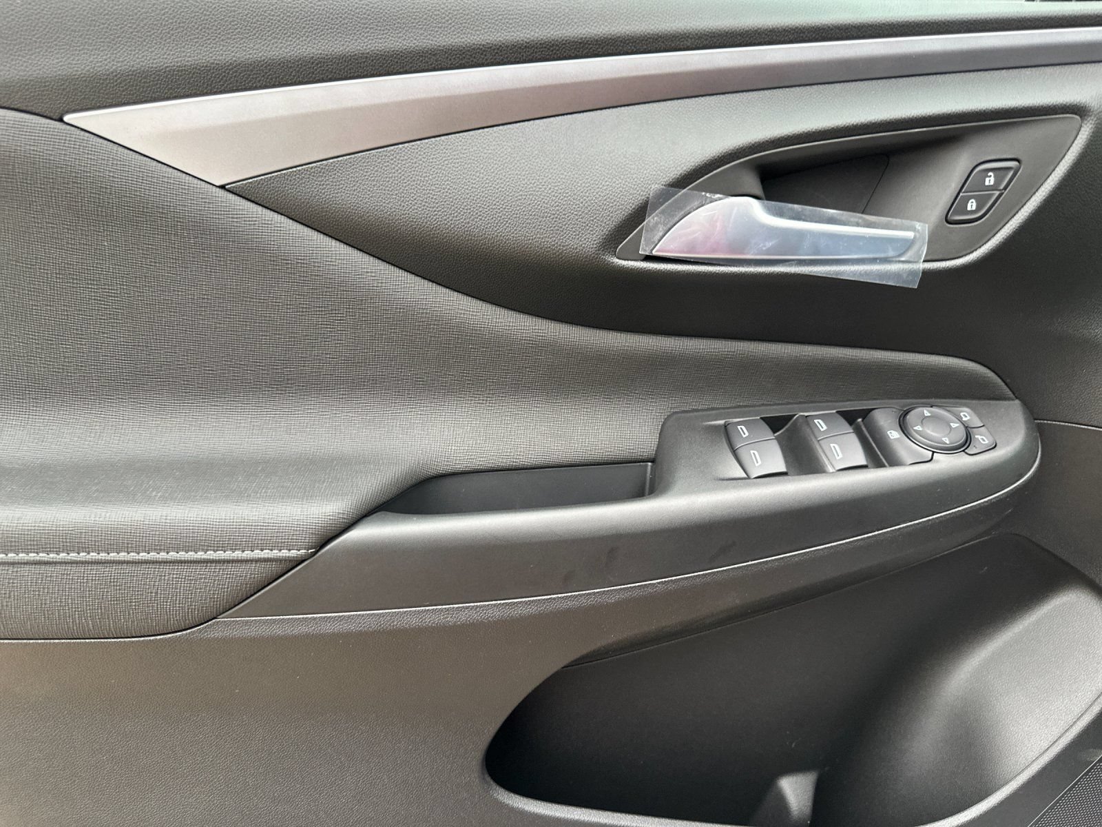 New 2026 Buick Envista Sport Touring FWD image 11