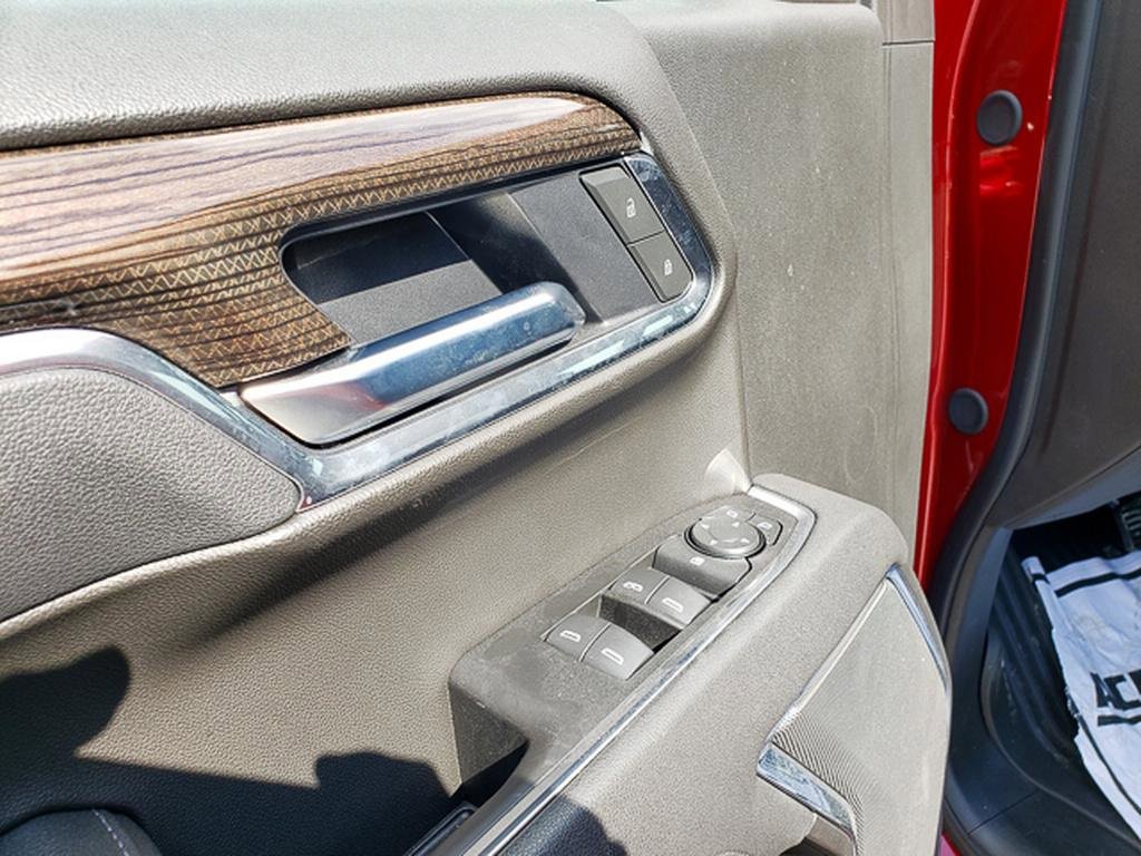 Used 2025 Chevrolet Silverado 1500 RST w/ Dark Appearance Package image 10