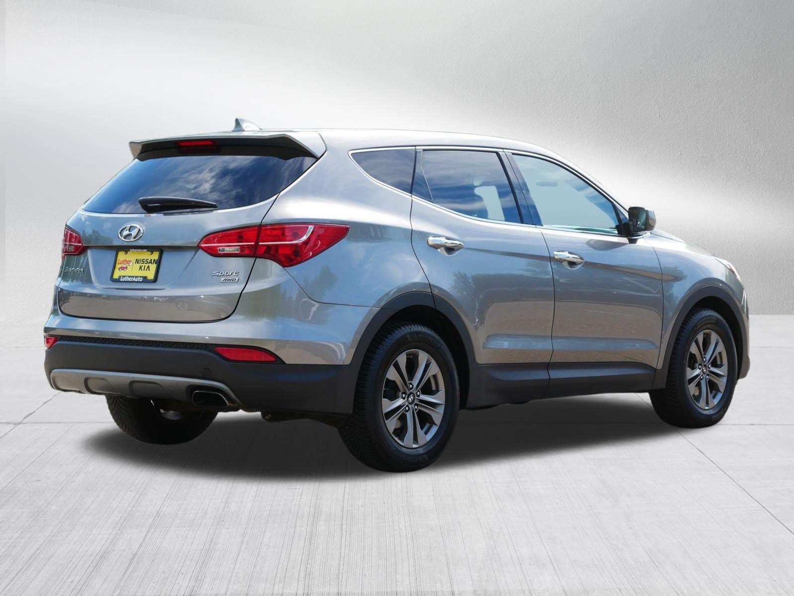 Used 2015 Hyundai Santa Fe Sport AWD/4WD image 7