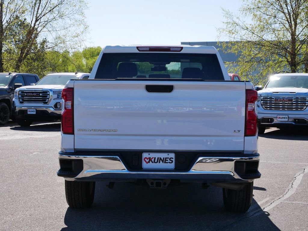 Used 2023 Chevrolet Silverado 1500 LT AWD/4WD image 9