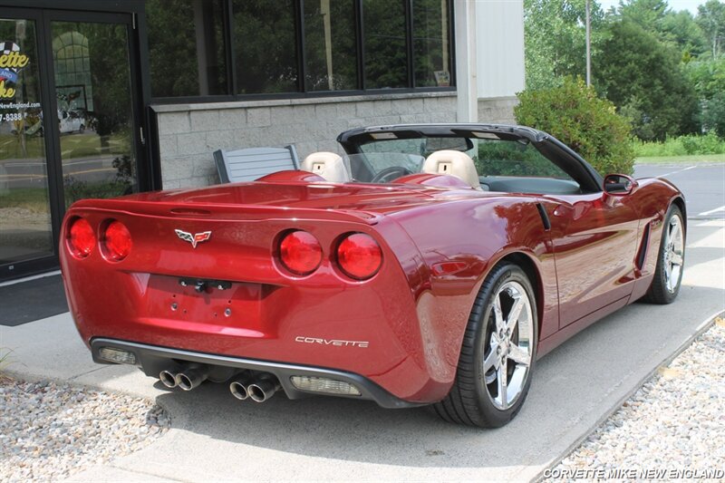 Used 2007 Chevrolet Corvette Convertible w/ Preferred Equipment Group RWD image 25