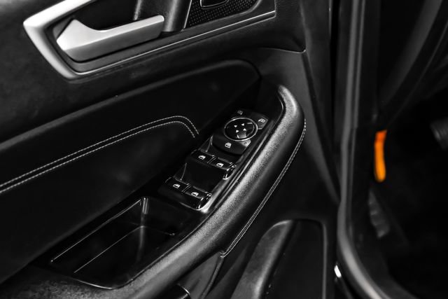 Used 2019 Ford Edge Titanium image 55