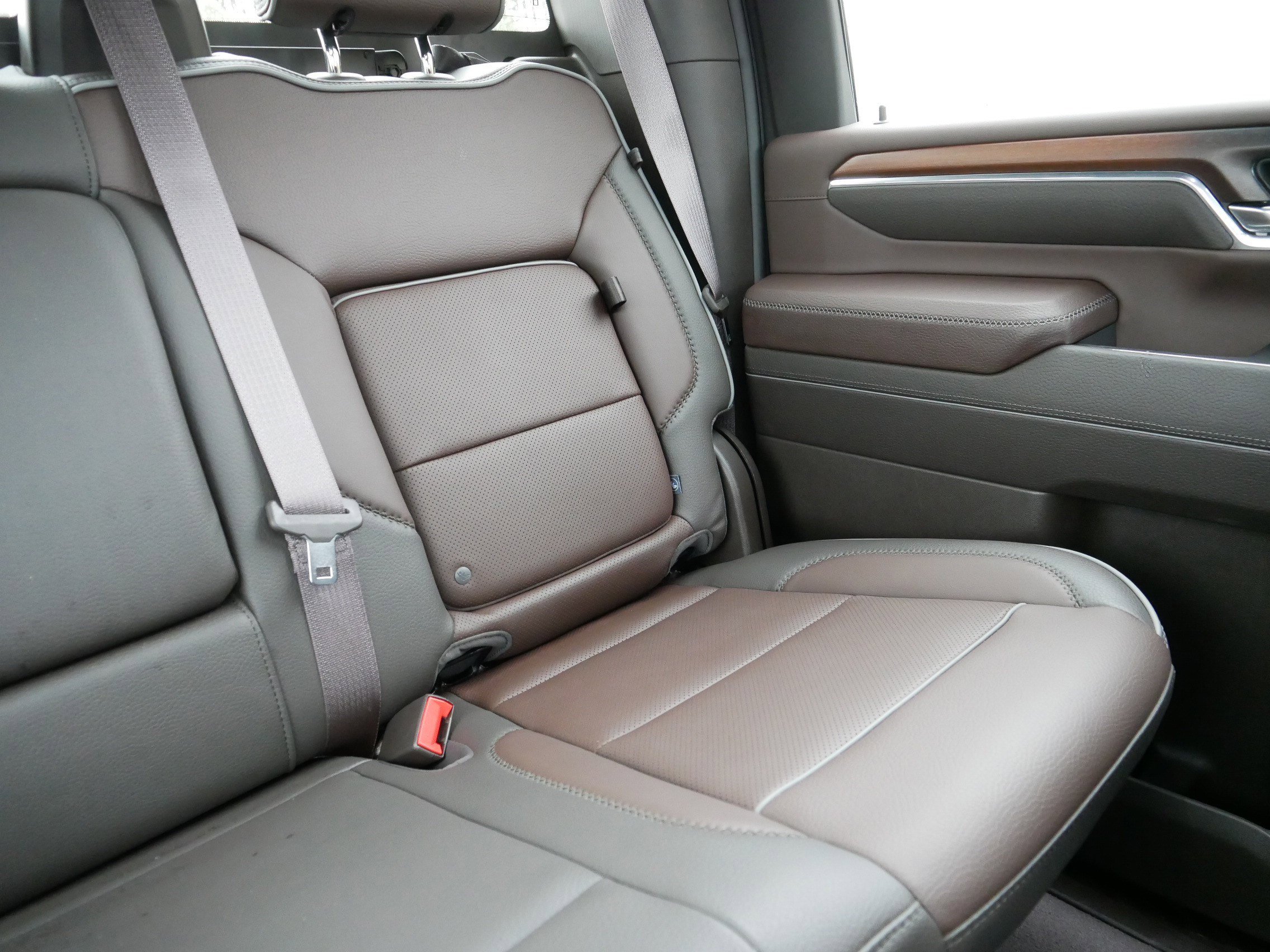 Used 2024 GMC Sierra 3500 Denali w/ Denali Reserve Package image 14