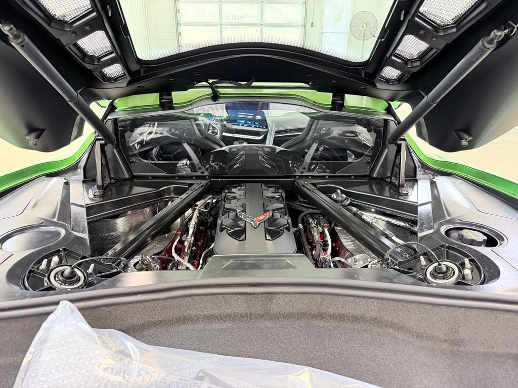 New 2027 Chevrolet Corvette Grand Sport w/ Z52 Sport Performance Package RWD image 19