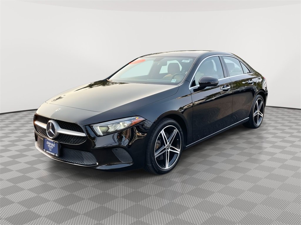 Used 2022 Mercedes-Benz A 220 4MATIC image 3