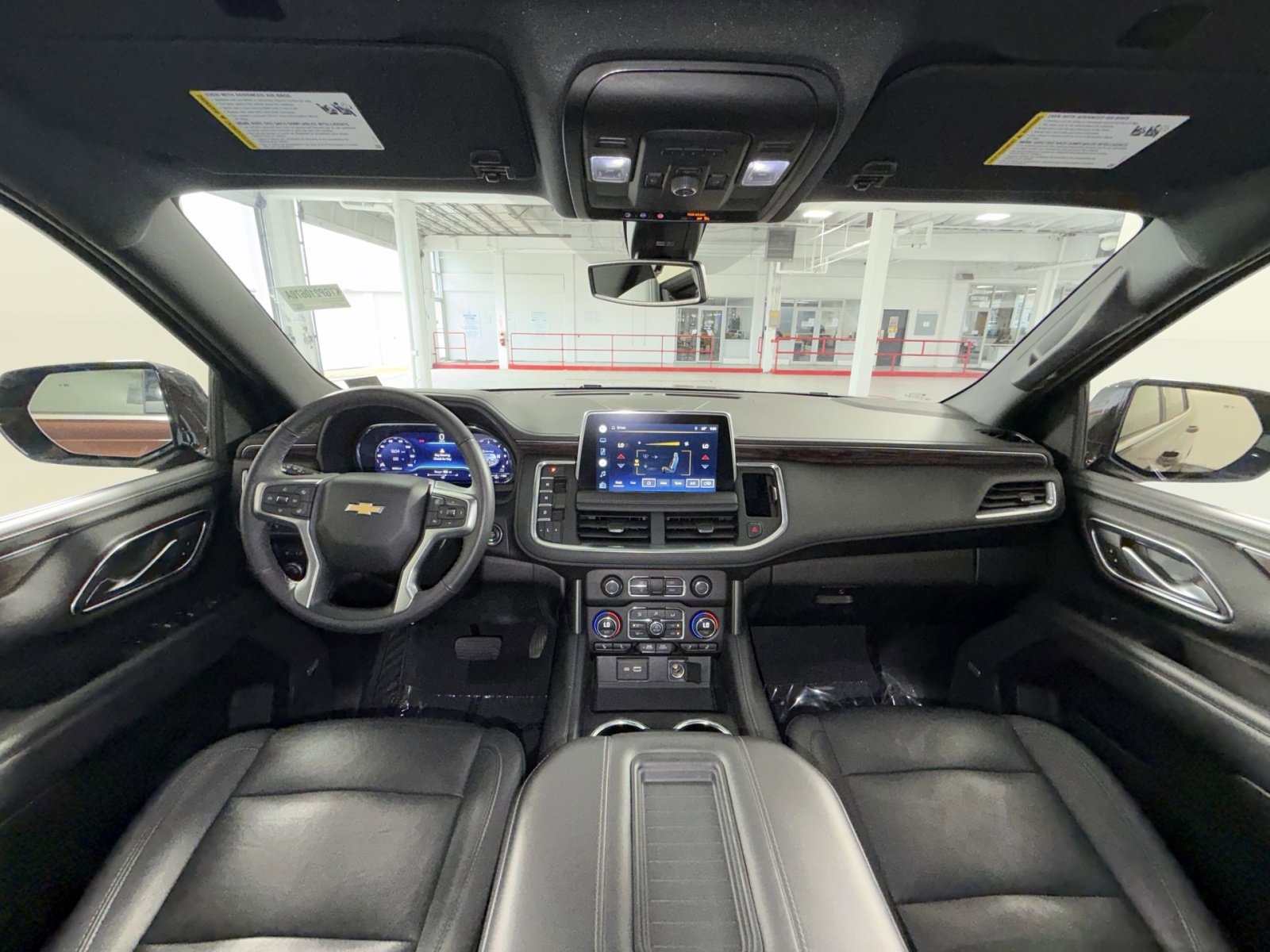 Used 2022 Chevrolet Tahoe LT w/ Luxury Package image 23