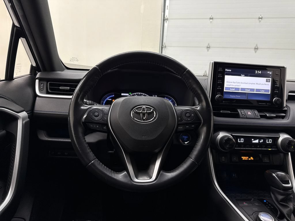 Used 2019 Toyota RAV4 XSE w/ XSE Weather Package AWD/4WD image 14