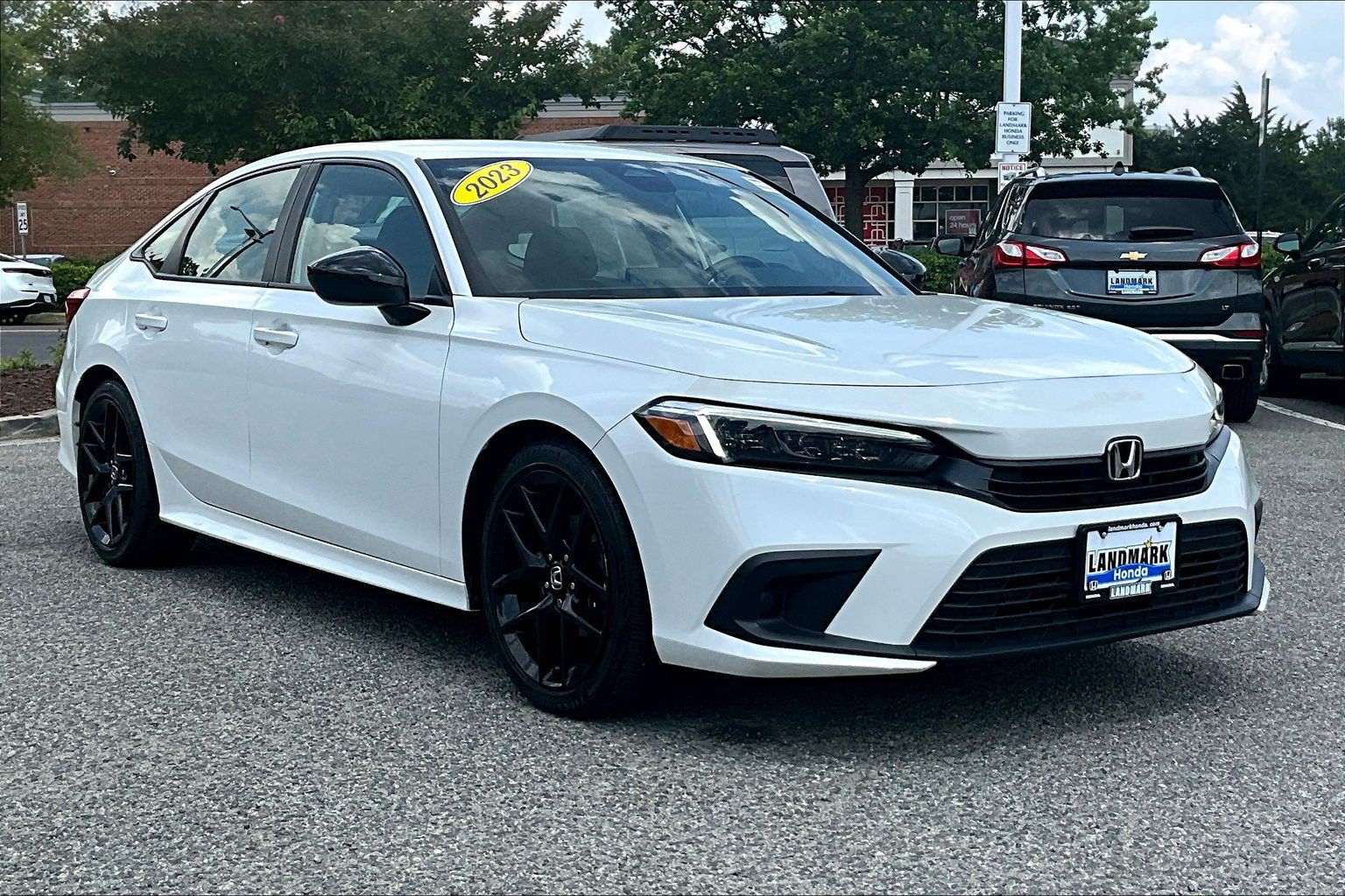 Used 2023 Honda Civic Sport image 11
