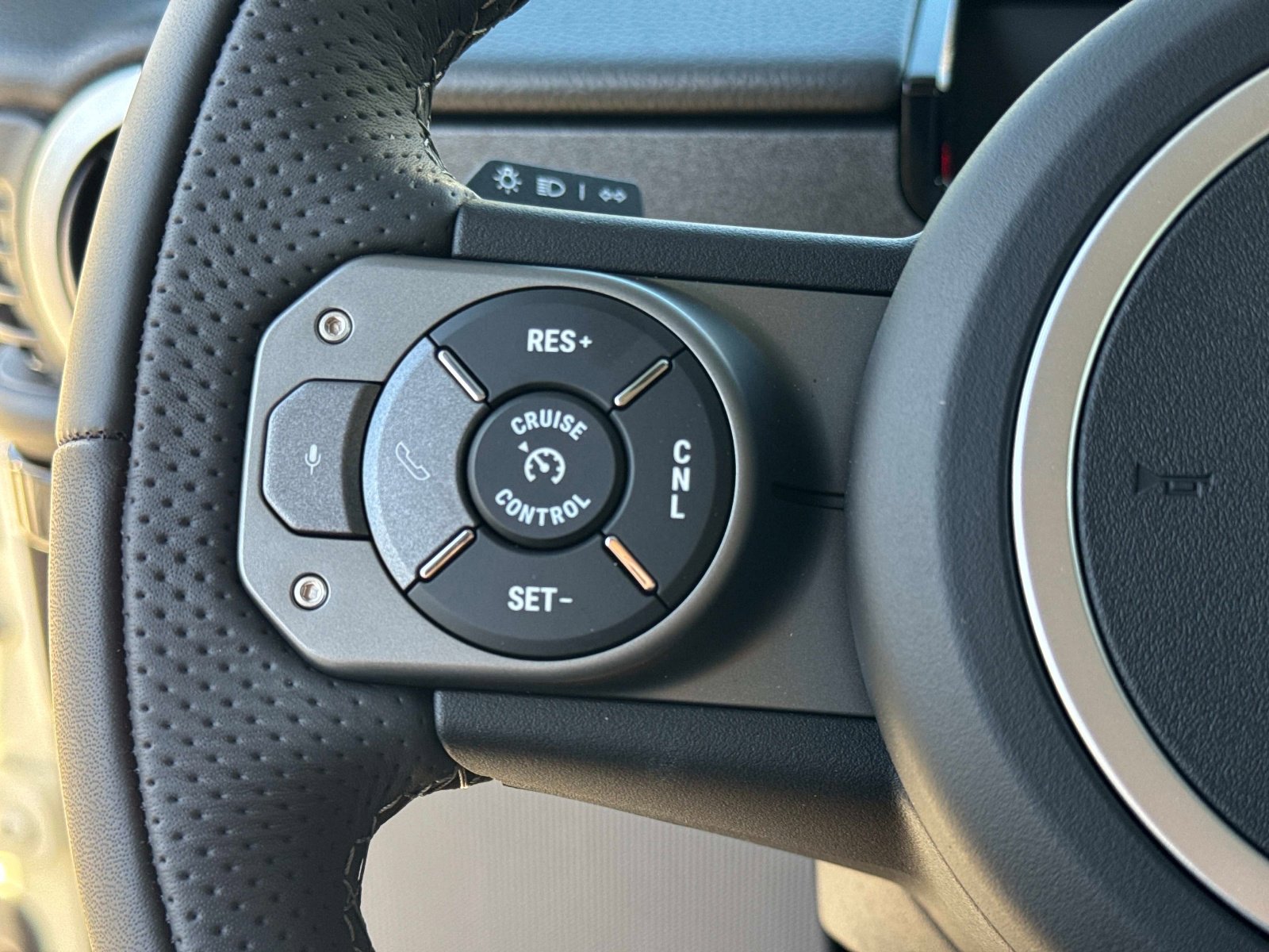 New 2025 INEOS Grenadier Fieldmaster Edition AWD/4WD image 29
