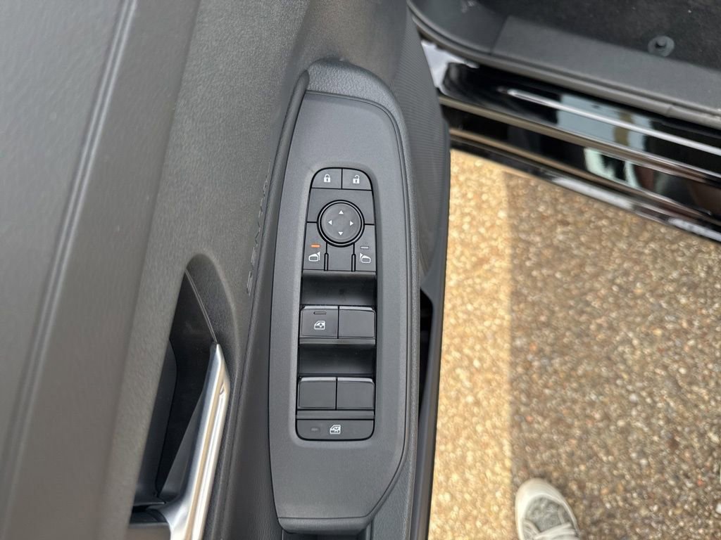 New 2026 Nissan Sentra SV FWD image 11
