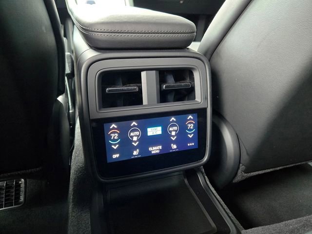 Used 2025 Porsche Taycan 4S image 19