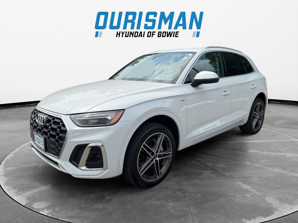 Used 2023 Audi Q5 e Premium Plus w/ Premium Plus Package AWD/4WD image 2