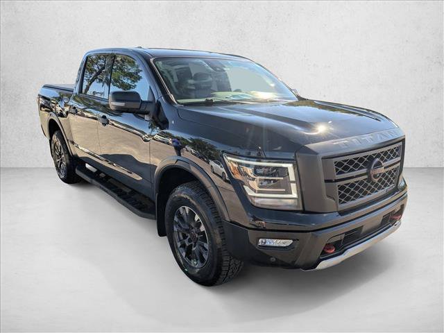 Used 2024 Nissan Titan PRO-4X w/ Pro-4x Convenience Package AWD/4WD image 3