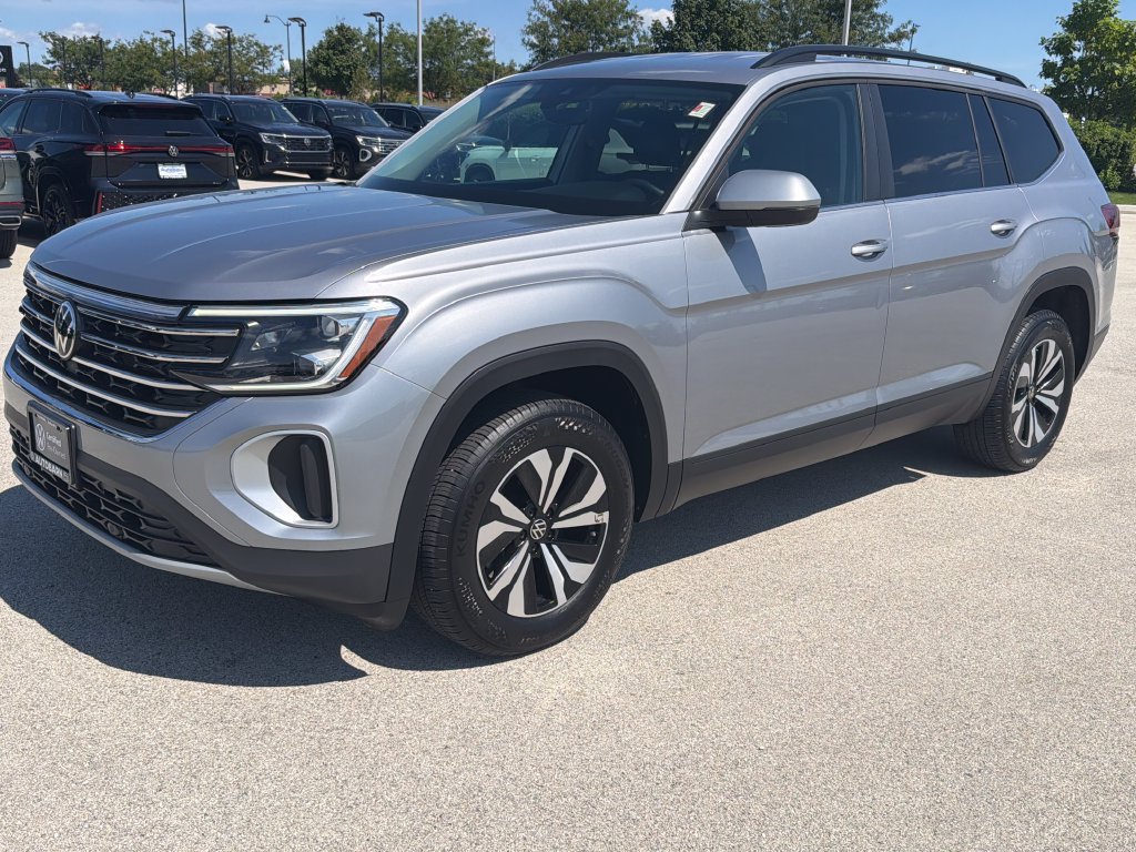 Certified 2024 Volkswagen Atlas SE AWD/4WD image 3