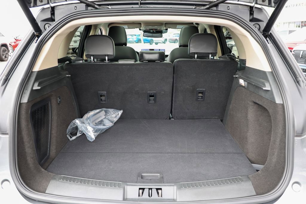 Used 2025 Lincoln Corsair Grand Touring w/ Jet Appearance Package image 38