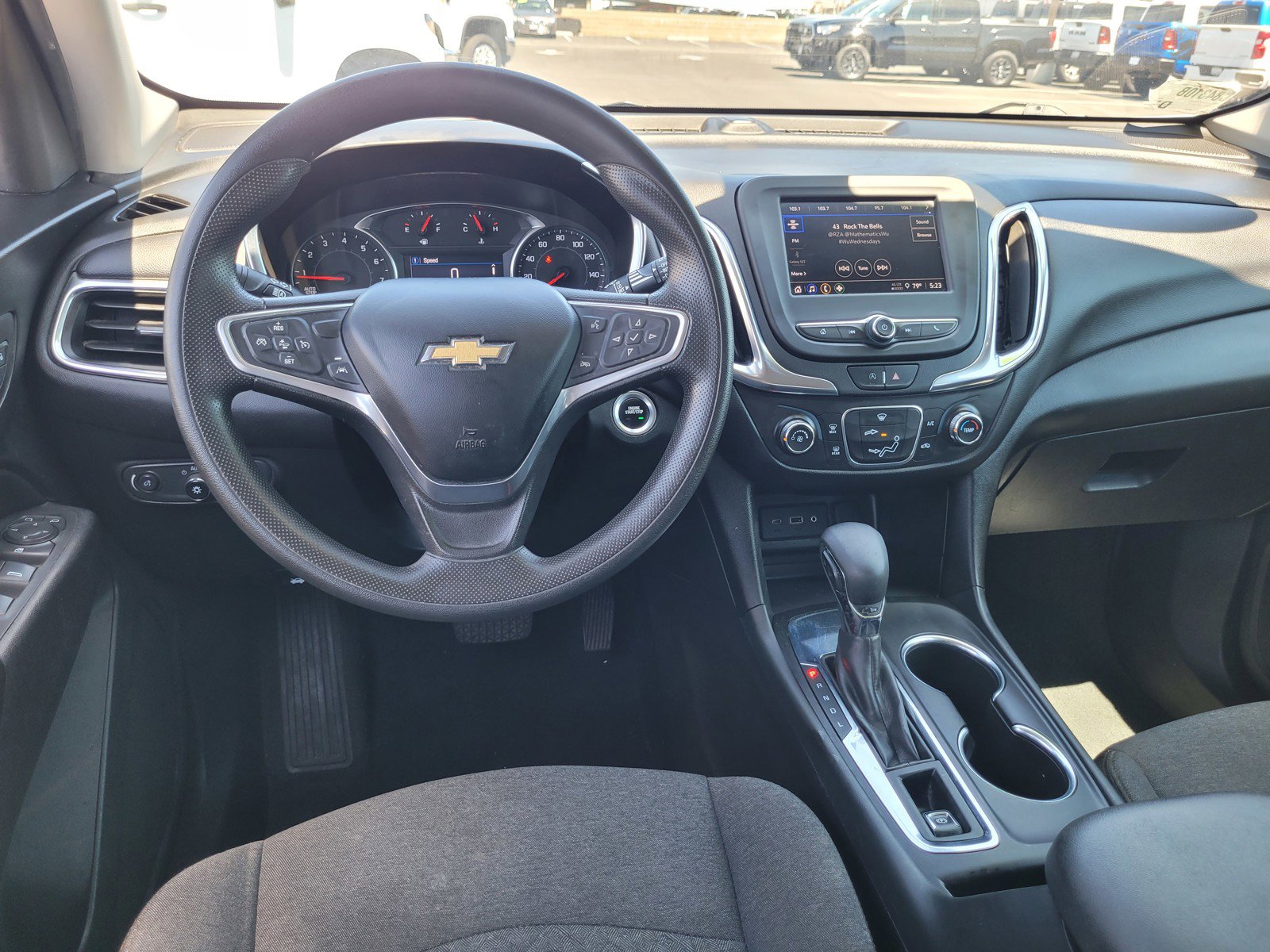 Used 2022 Chevrolet Equinox LT FWD image 18