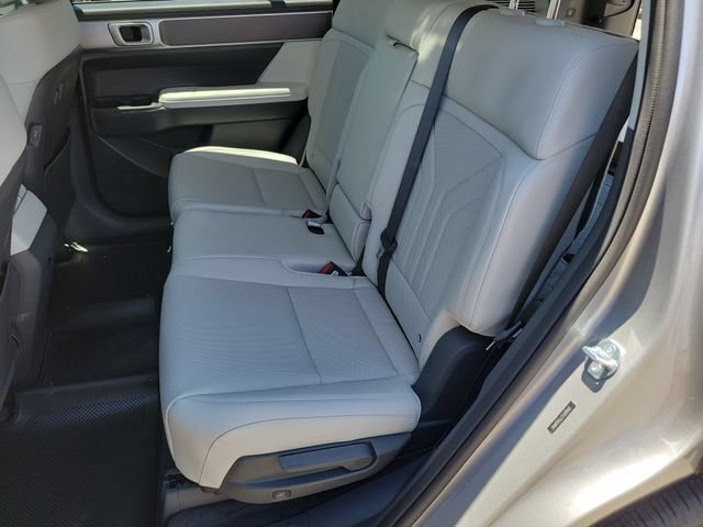 New 2026 Hyundai Santa Fe SEL w/ Tow & Go Package FWD image 25