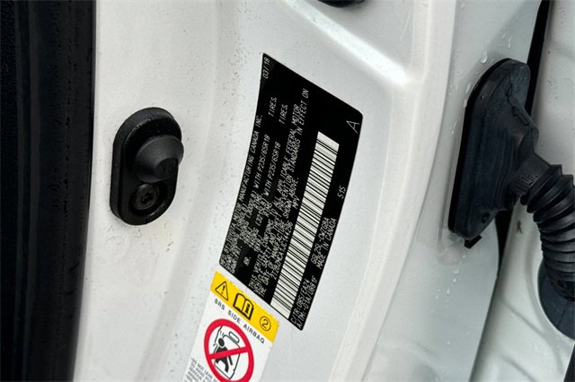 Used 2018 Lexus RX 350 AWD w/ Luxury Package image 34