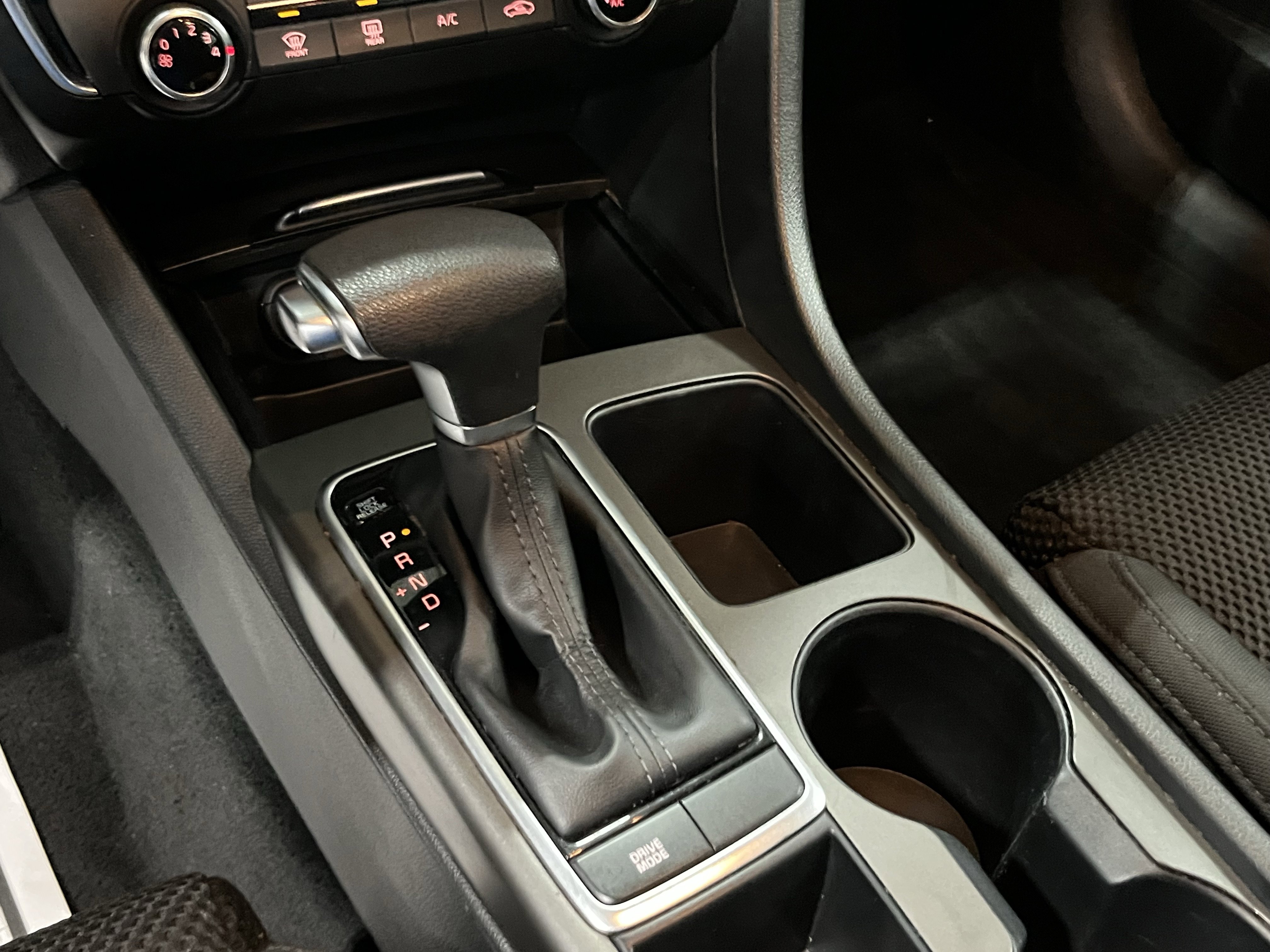 Used 2020 Kia Optima LX image 20