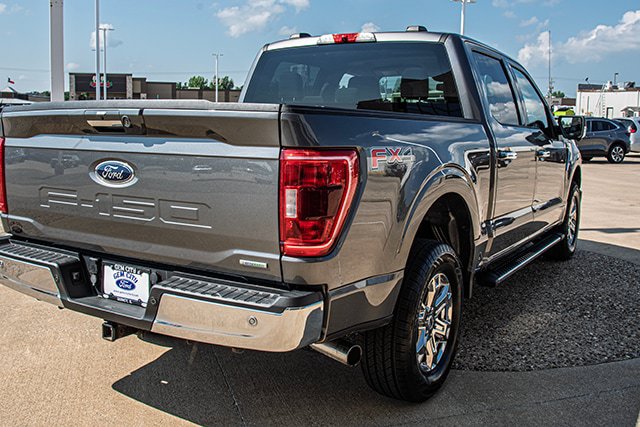 Used 2021 Ford F150 XLT w/ Equipment Group 302A High AWD/4WD image 4