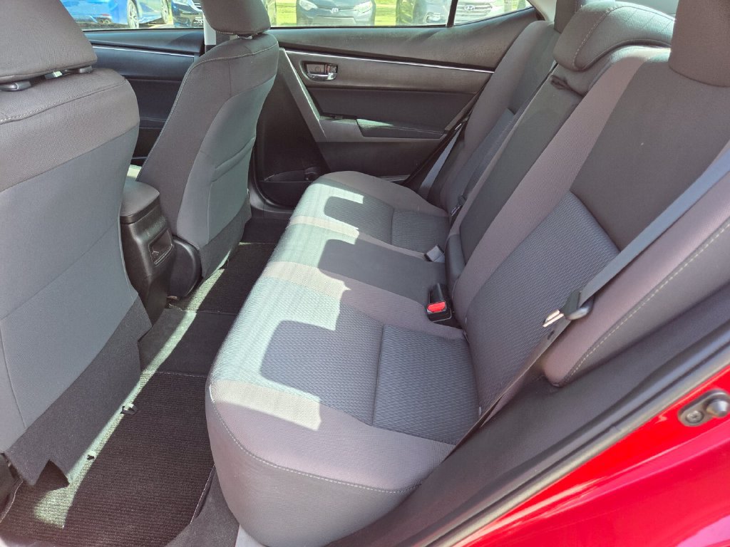 Certified 2018 Toyota Corolla LE FWD image 21