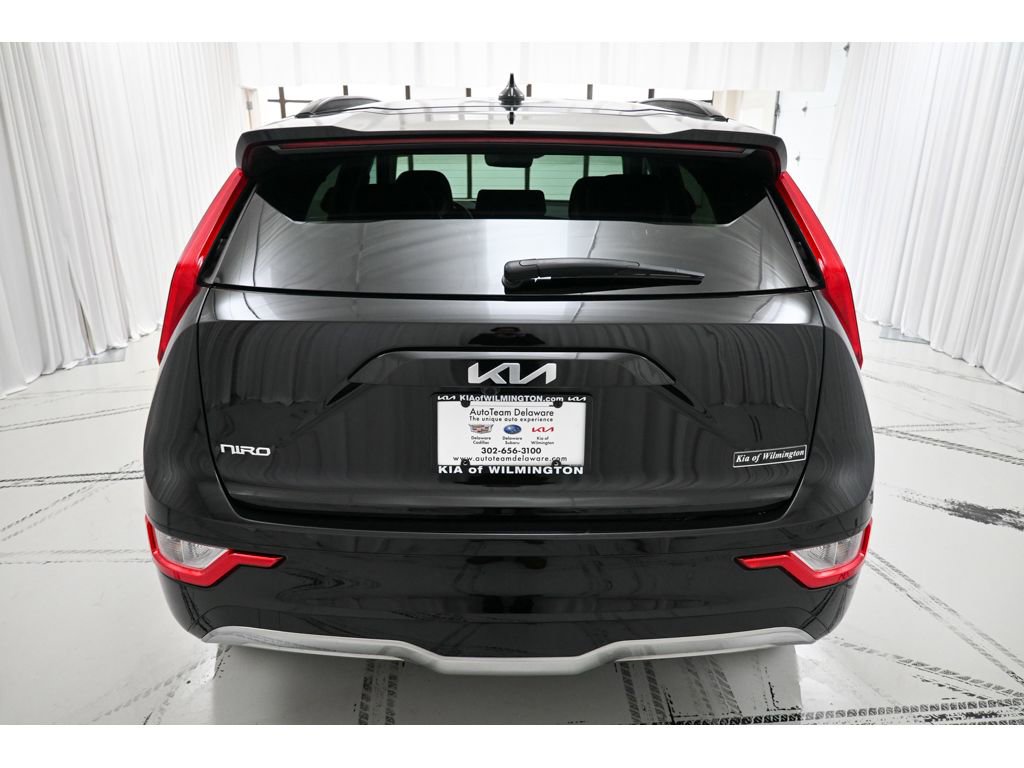 Certified 2025 Kia Niro Wind w/ Wind Preserve Package image 6
