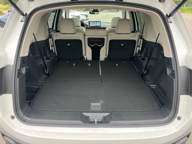 New 2026 Honda Pilot Touring image 16