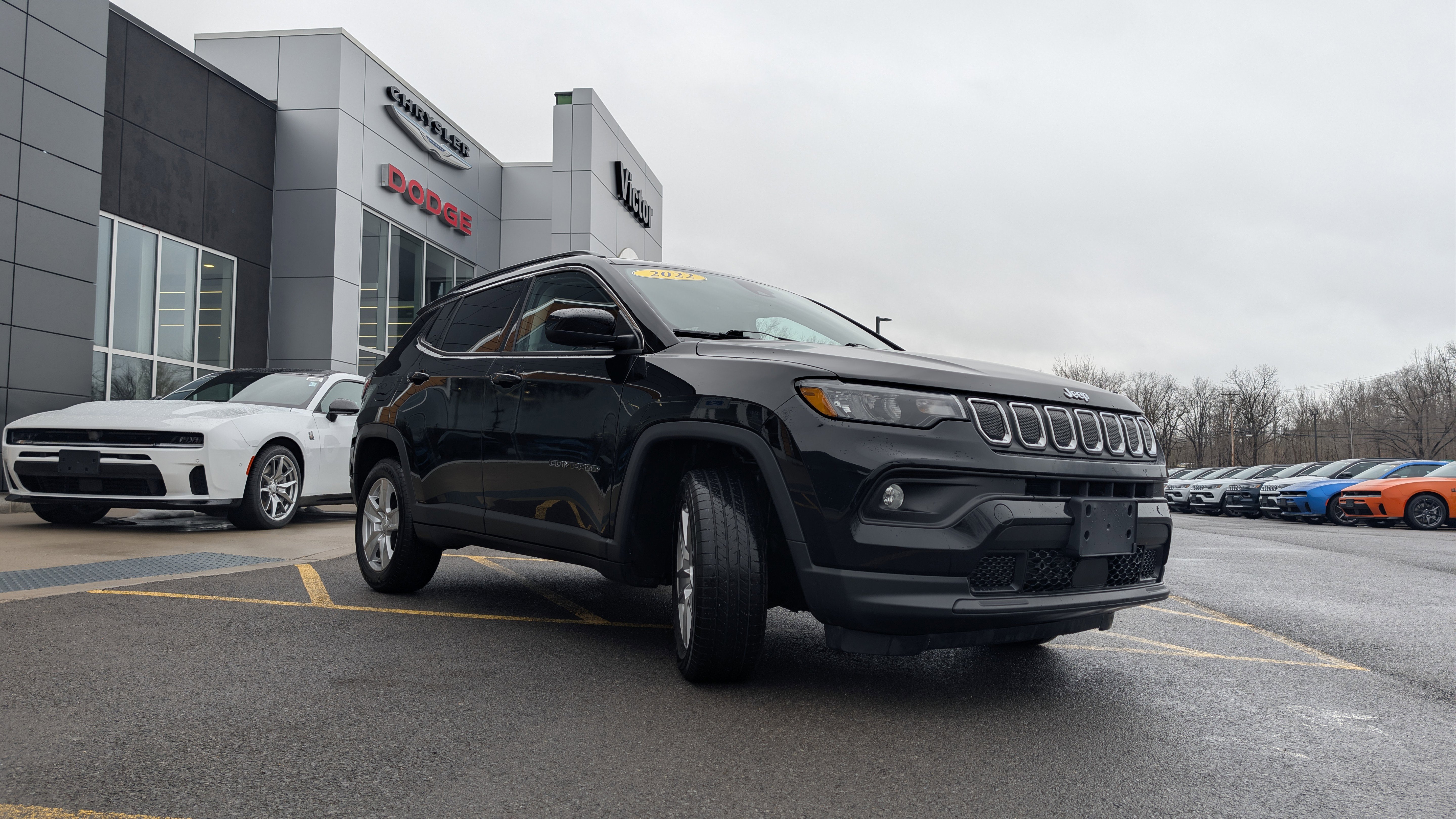 Used 2022 Jeep Compass Latitude w/ Convenience Group image 3