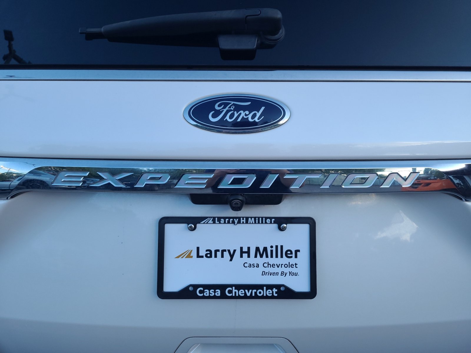 Used 2019 Ford Expedition XLT w/ Equipment Group 202A RWD image 16