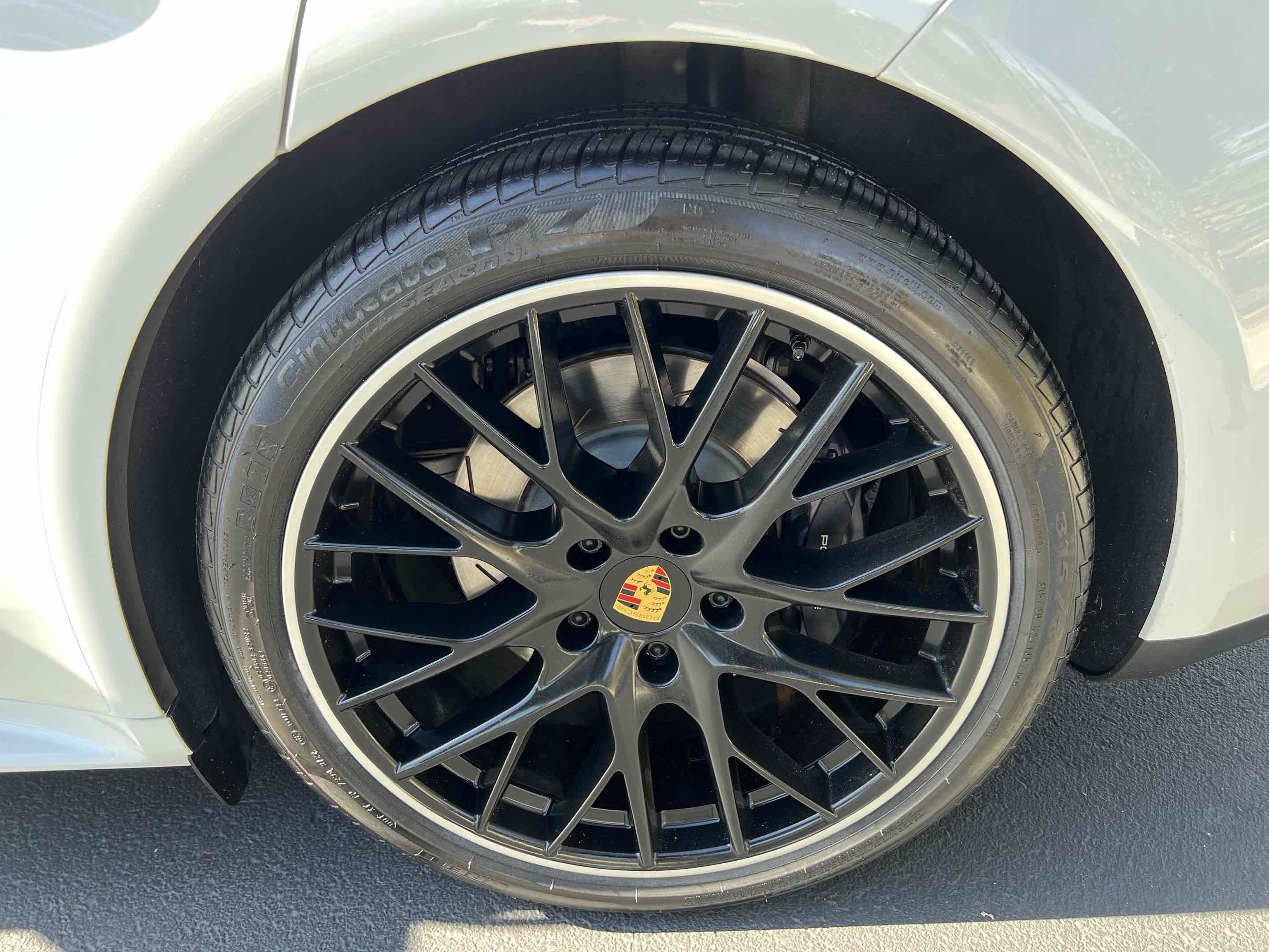 Used 2020 Porsche Panamera 4 image 78