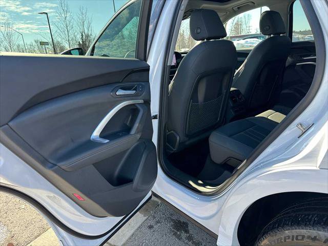 Used 2025 Audi Q5 Premium AWD/4WD image 15
