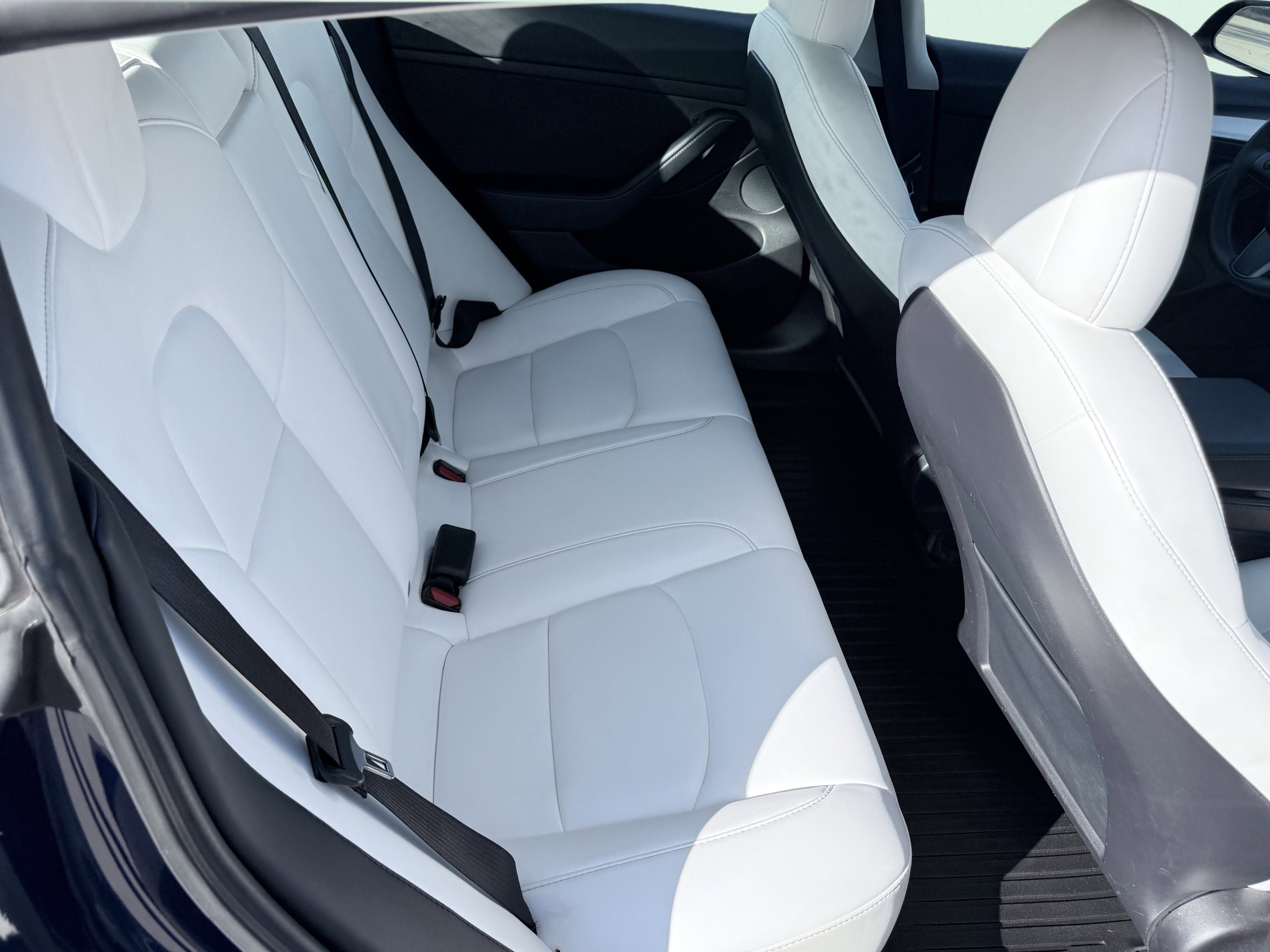 Used 2021 Tesla Model 3 Long Range image 35