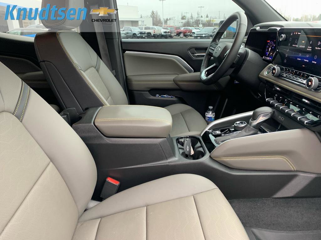 Used 2026 Chevrolet Colorado ZR2 w/ Technology Package image 13