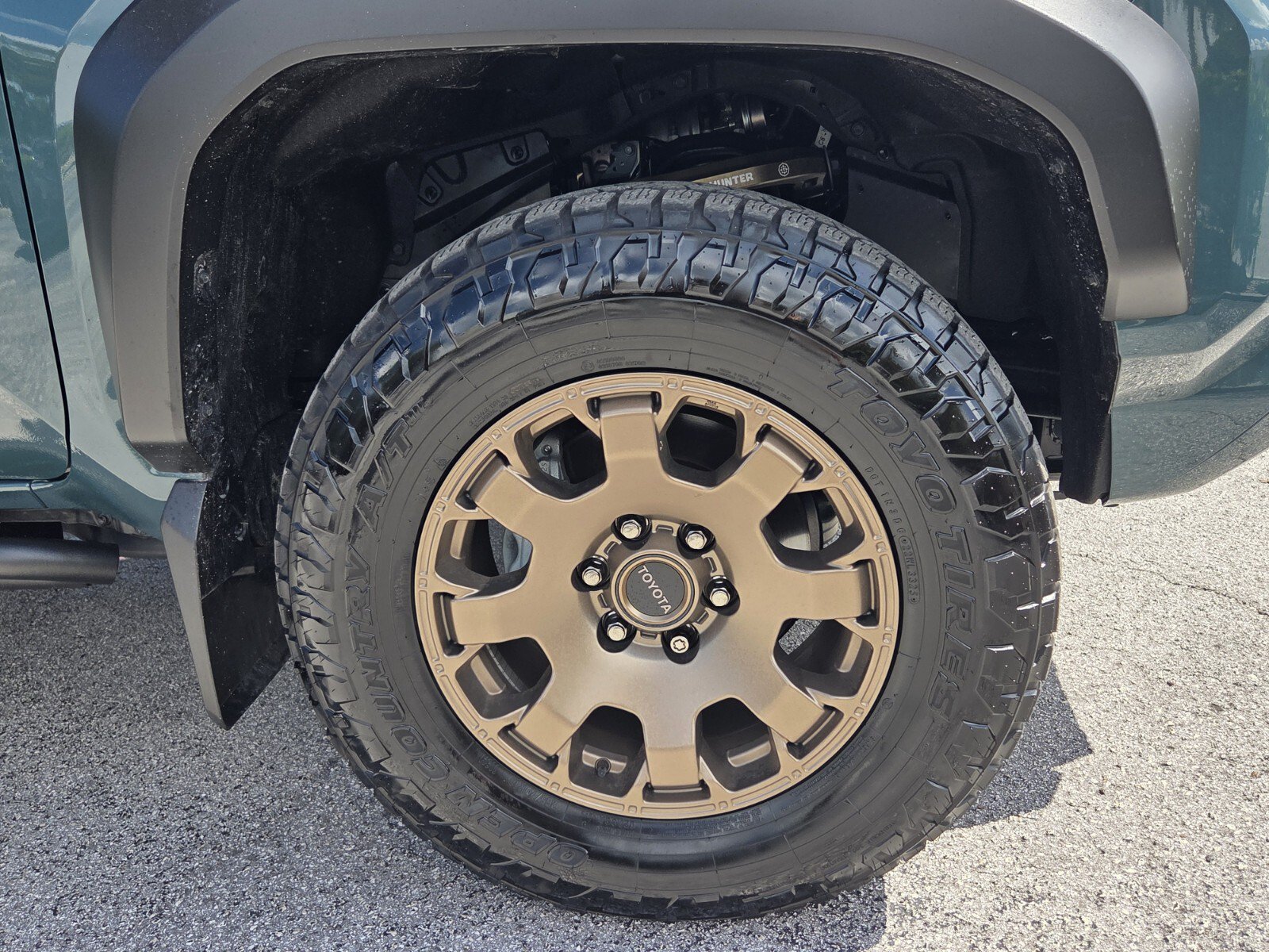 Used 2025 Toyota 4Runner Trailhunter AWD/4WD image 9