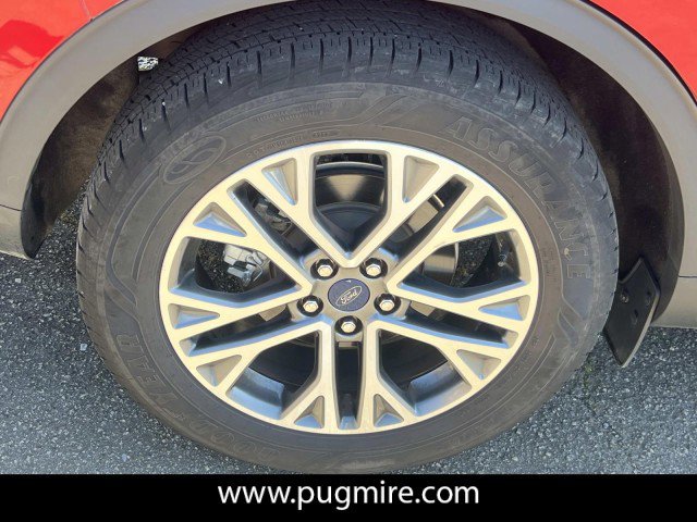 Used 2022 Ford Escape SEL w/ Technology Package image 17