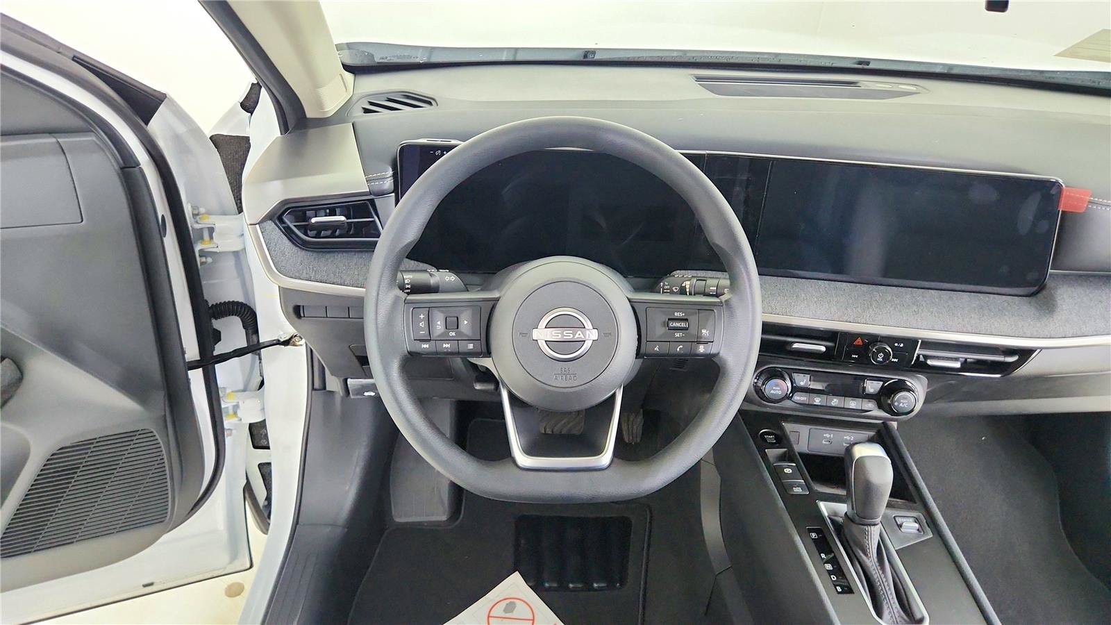New 2026 Nissan Kicks SV w/ Cold Weather Package AWD/4WD image 28