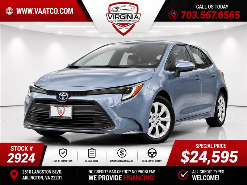 Used 2025 Toyota Corolla LE FWD image 1