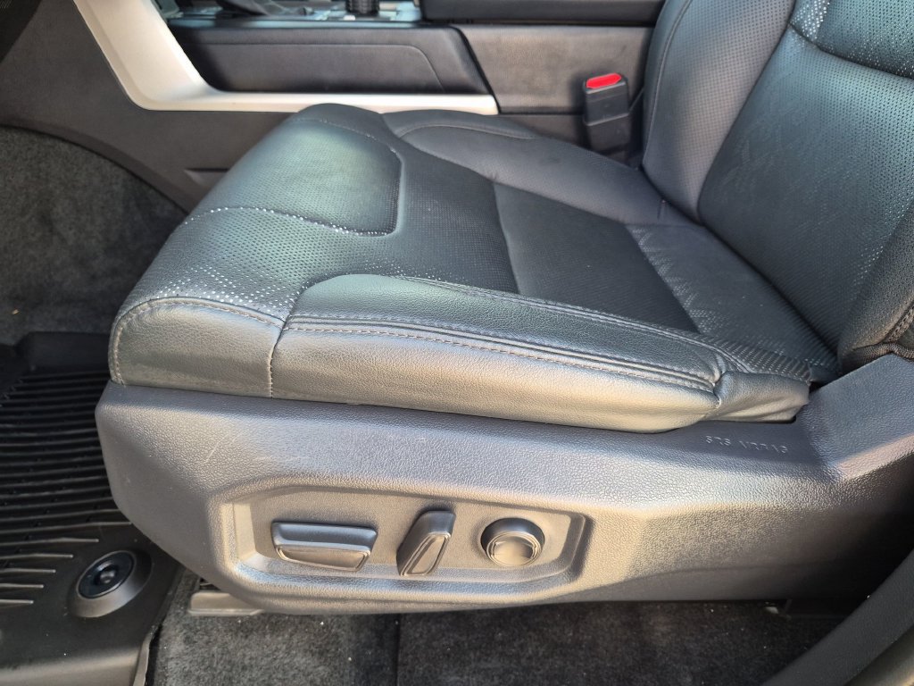 Used 2024 Toyota Tundra SR5 w/ SR5 Premium Package AWD/4WD image 18
