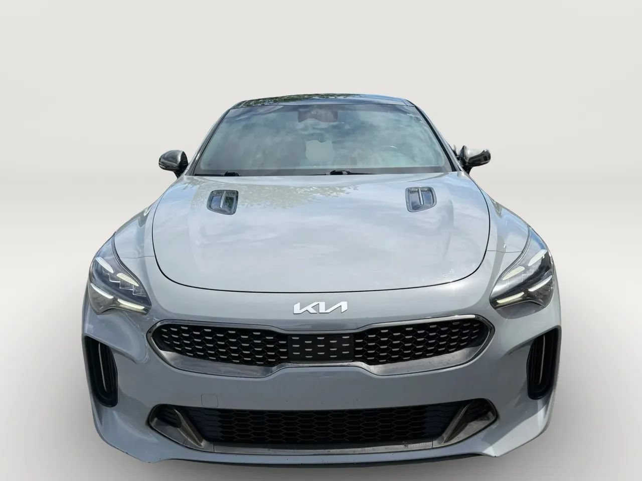 Used 2022 Kia Stinger GT-Line w/ Sun & Sound Package RWD image 2