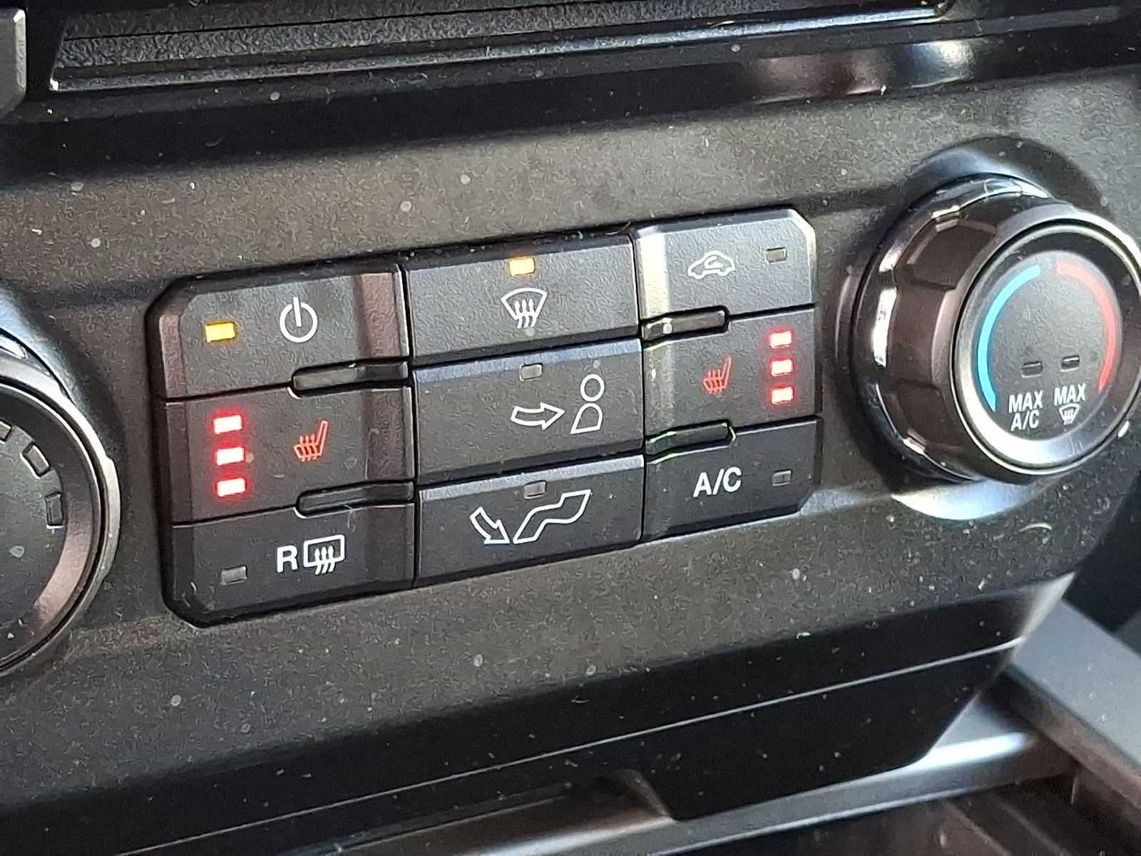 Used 2017 Ford F150 XLT w/ Equipment Group 302A Luxury image 25