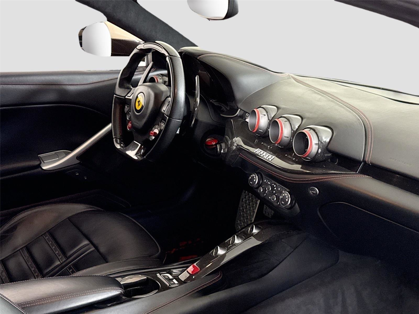 Used 2014 Ferrari F12 Berlinetta image 29